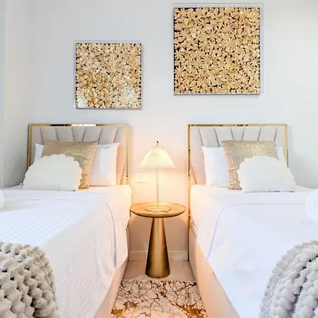 Gold Apartment Campoamor